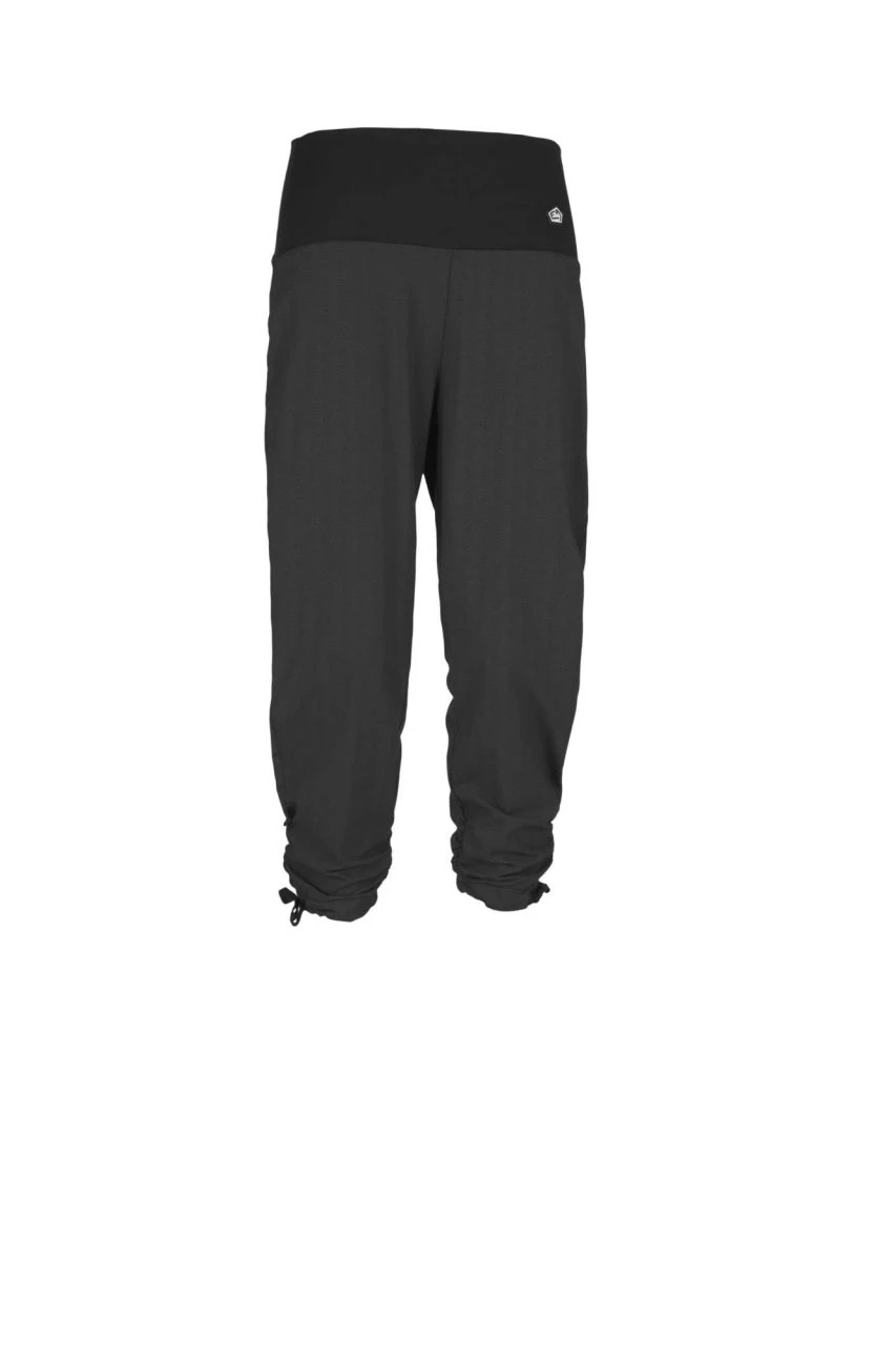 E9 W Ilona 3 E9 W Ilona